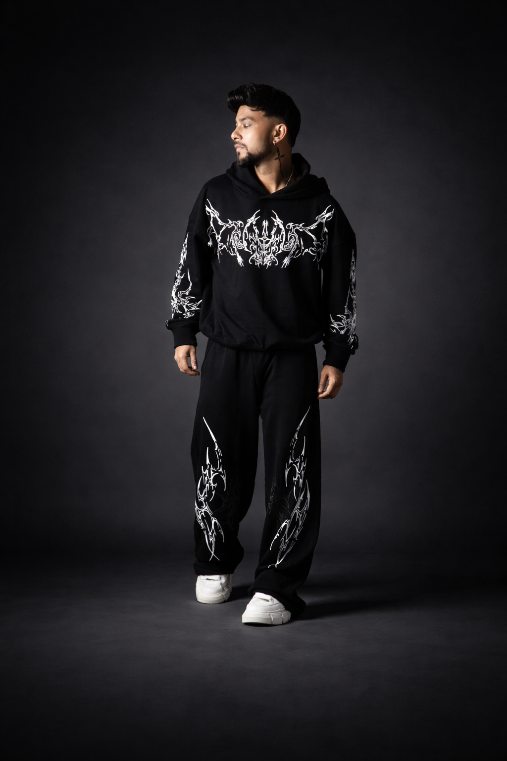 DARK FEATHER SWEATPANTS